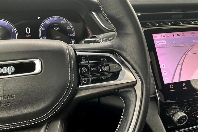 Photo of 2022 Diamond Black Jeep Grand Cherokee