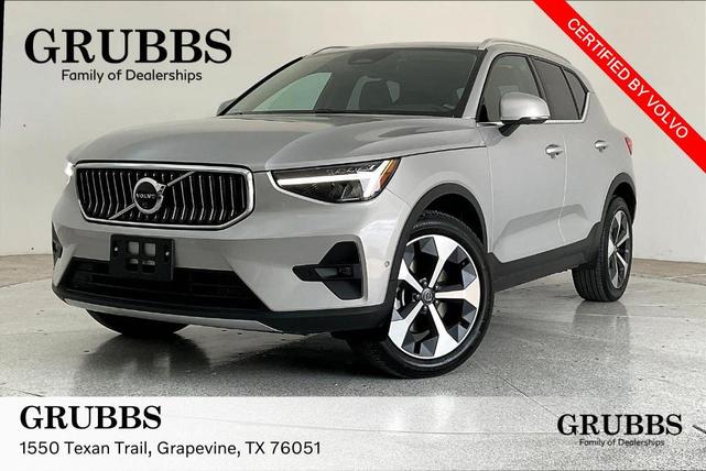 2025 Volvo XC40