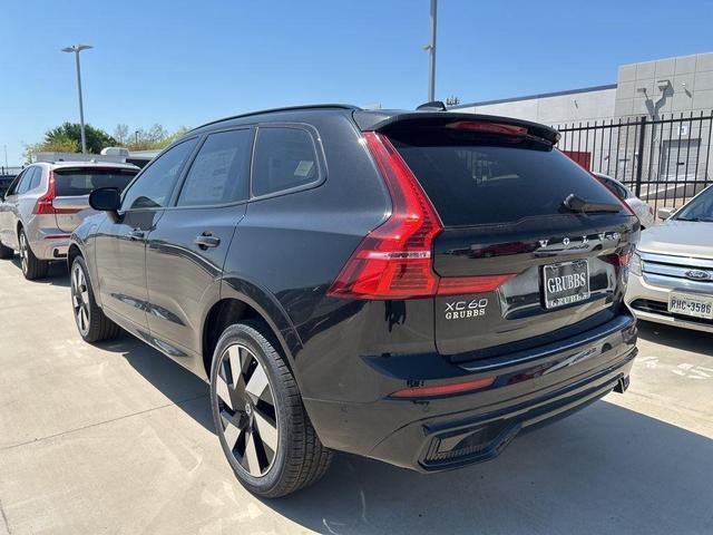 Photo of 2025 Onyx Black Metallic Volvo XC60 Plug-In Hybrid