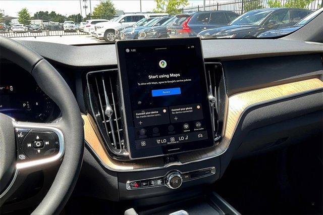 Photo of 2026 Onyx Black Metallic Volvo XC60