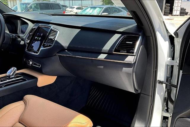 Photo of 2024 Crystal White Metallic Volvo XC90 Recharge Plug-In Hybrid