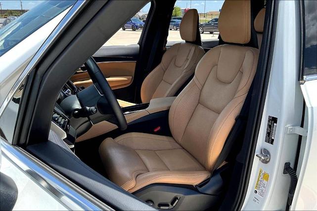 Photo of 2024 Crystal White Metallic Volvo XC90 Recharge Plug-In Hybrid