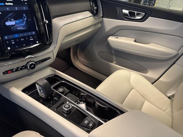Photo of 2025 Black Volvo XC60