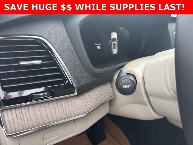 Photo of 2025 Denim Blue Metallic Volvo XC90