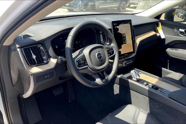 Photo of 2026 Crystal White Metallic Volvo XC60