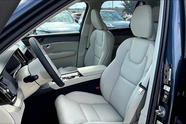 Photo of 2026 Denim Blue Metallic Volvo XC90