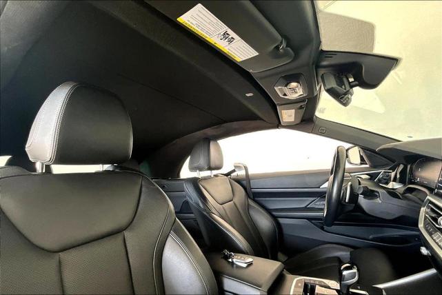 Photo of 2023 Jet Black BMW 430