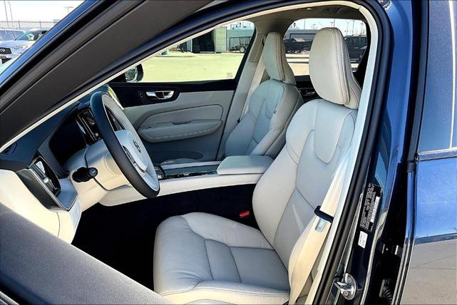 Photo of 2025 Denim Blue Metallic Volvo XC60