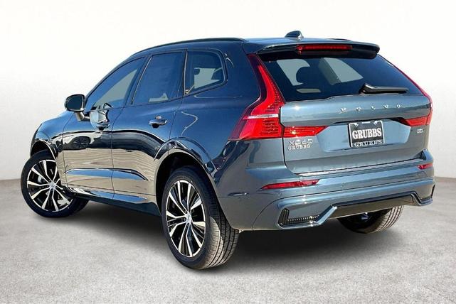 Photo of 2025 Denim Blue Metallic Volvo XC60