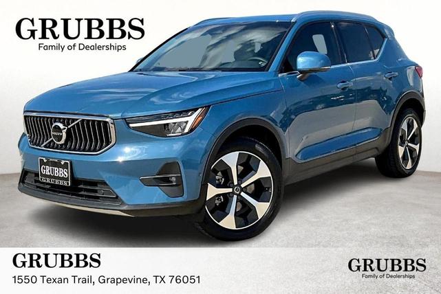 2023 Volvo XC40