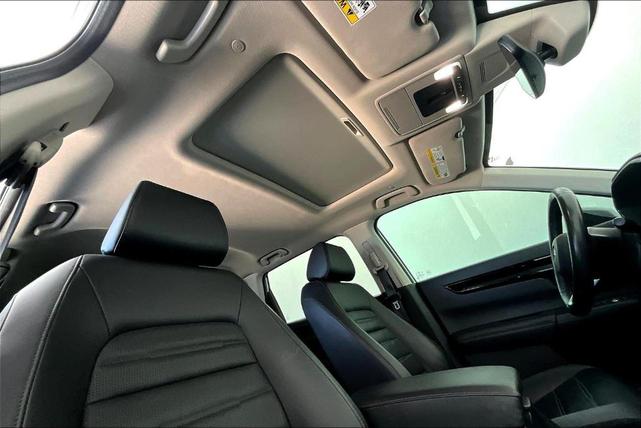 Photo of 2023 Lunar Silver Metallic Honda CR-V