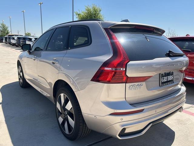 Photo of 2025 Bright Volvo XC60 Plug-In Hybrid