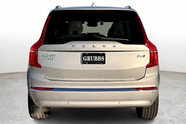 Photo of 2025 Silver Volvo XC90