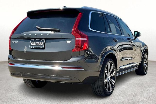 Photo of 2024 Platinum Grey Metallic Volvo XC90 Recharge Plug-In Hybrid