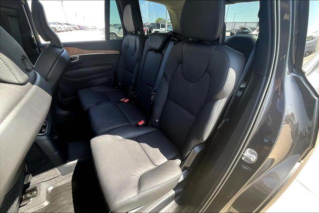 Photo of 2024 Platinum Grey Metallic Volvo XC90 Recharge Plug-In Hybrid