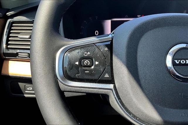 Photo of 2024 Platinum Grey Metallic Volvo XC90 Recharge Plug-In Hybrid