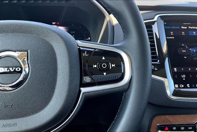 Photo of 2024 Platinum Grey Metallic Volvo XC90 Recharge Plug-In Hybrid