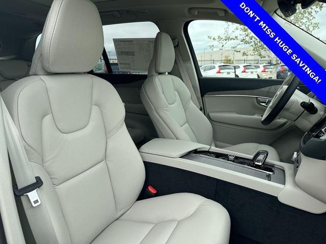 Photo of 2025 Denim Blue Metallic Volvo XC90