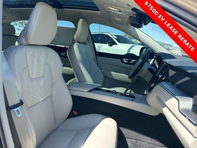 Photo of 2025 Silver Volvo XC60 Plug-In Hybrid