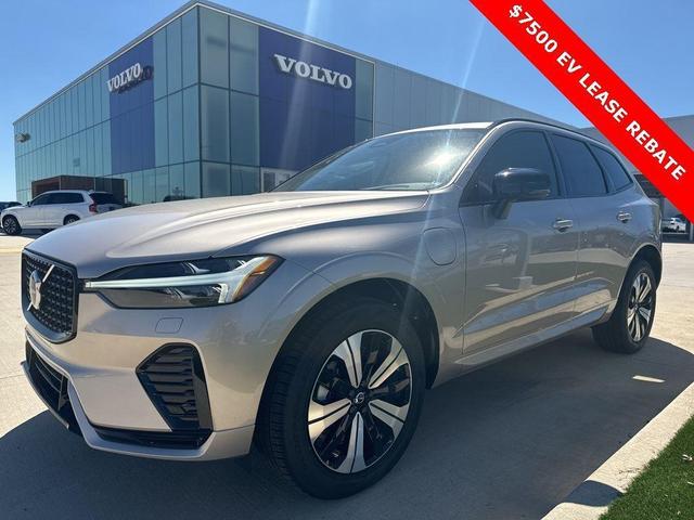 Photo of 2025 Silver Volvo XC60 Plug-In Hybrid