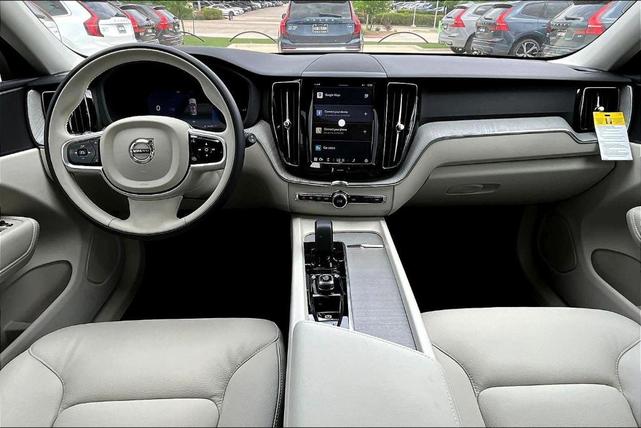 Photo of 2025 Crystal White Metallic Volvo XC60 Plug-In Hybrid
