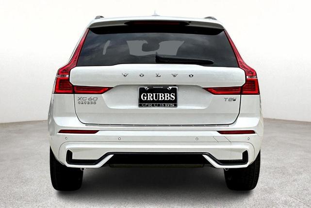 Photo of 2025 Crystal White Metallic Volvo XC60 Plug-In Hybrid