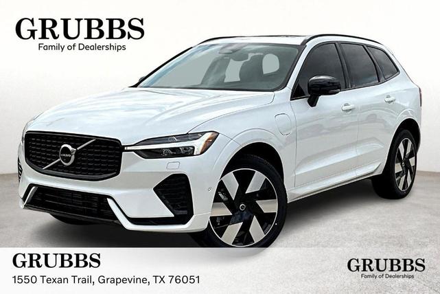 Photo of 2025 Crystal White Metallic Volvo XC60 Plug-In Hybrid