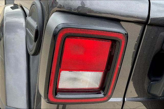 Photo of 2021 Granite Crystal Metallic Jeep Wrangler Unlimited