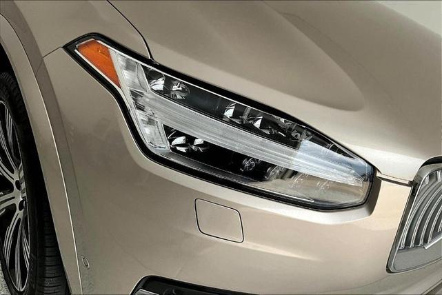 Photo of 2023 Bright Volvo XC90
