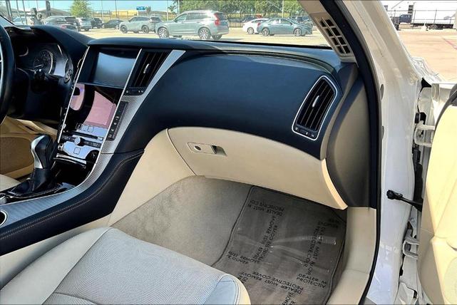 Photo of 2014 Moonlight White INFINITI Q50