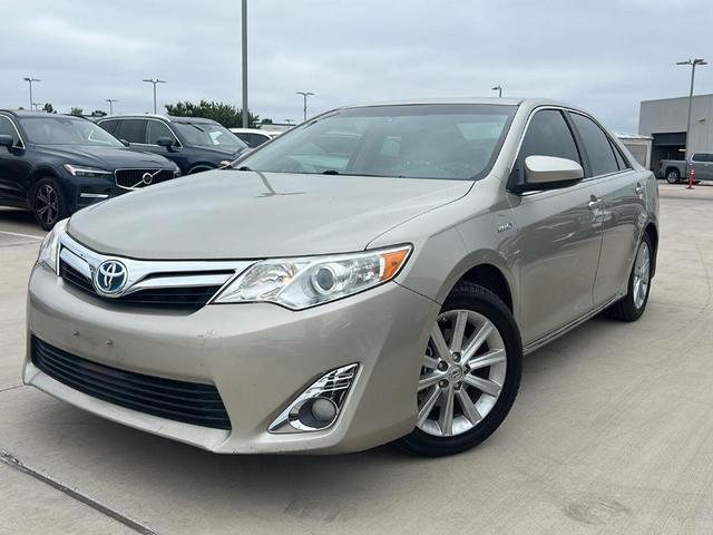 2014 Toyota Camry Hybrid