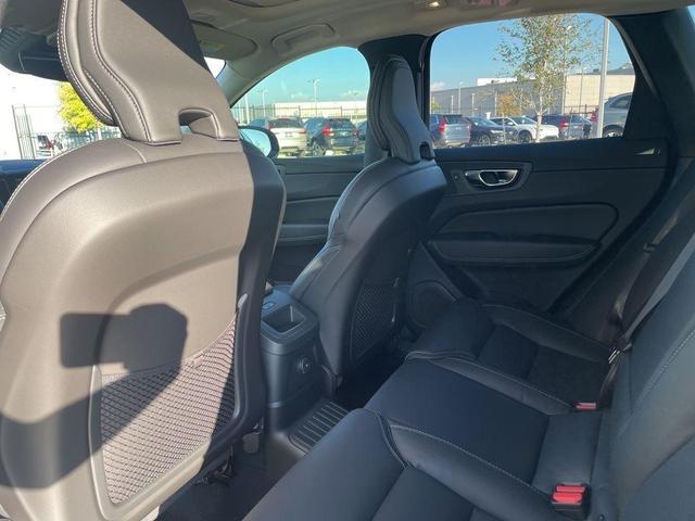 Photo of 2025 Crystal White Volvo XC60 Plug-In Hybrid