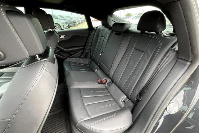 Photo of 2020 Manhattan Gray Metallic Audi A5