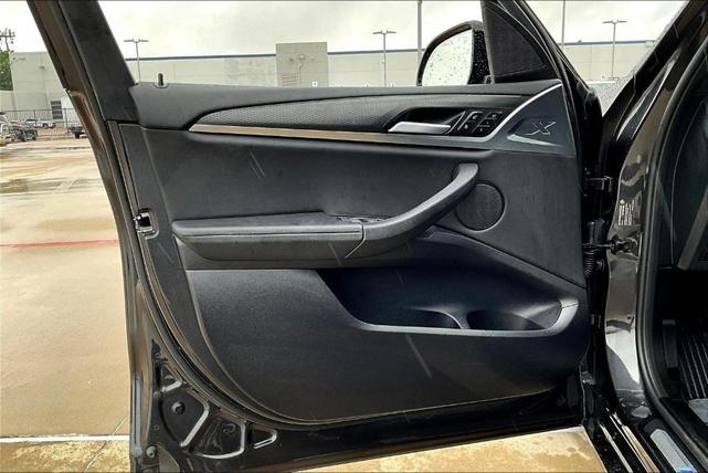 Photo of 2024 Gray BMW X3