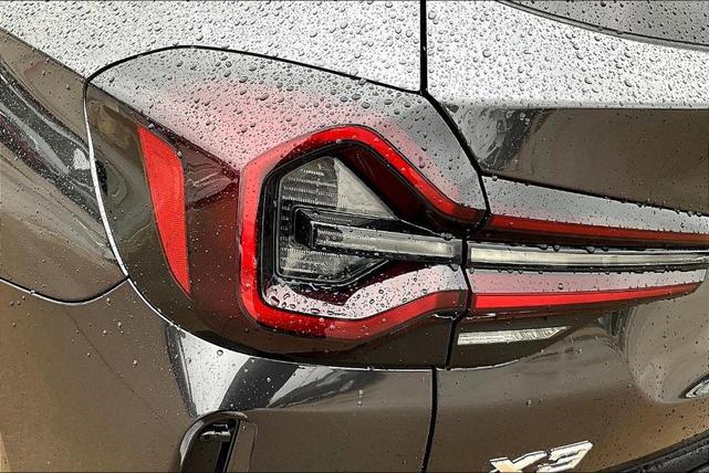 Photo of 2024 Gray BMW X3