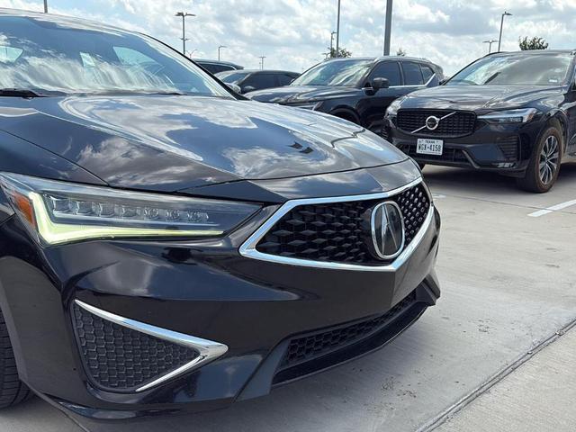 Photo of 2019 Majestic Black Pearl Acura ILX