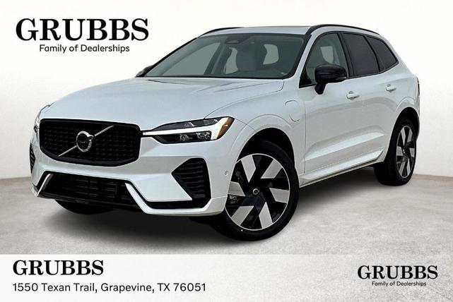 Photo of 2025 Crystal White Metallic Volvo XC60 Plug-In Hybrid