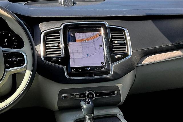 Photo of 2022 Thunder Gray Metallic Volvo XC90