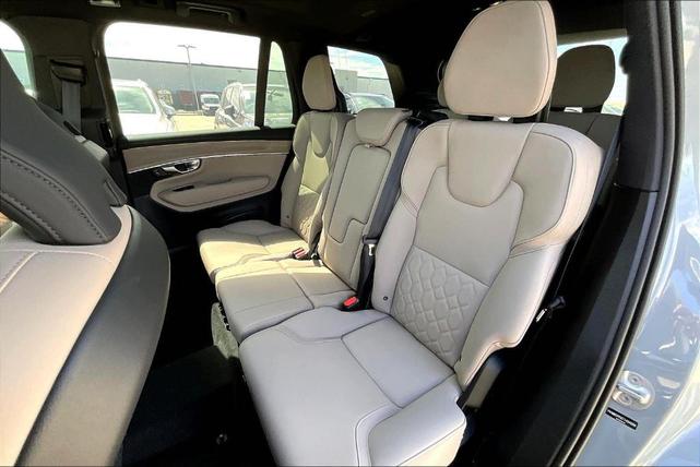 Photo of 2026 Metallic Volvo XC90