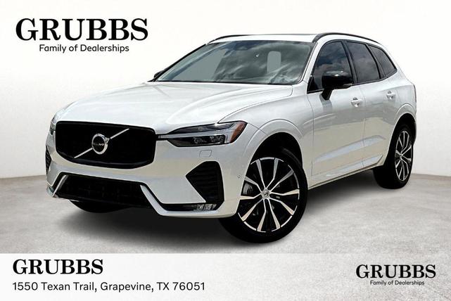 Photo of 2025 Crystal White Metallic Volvo XC60