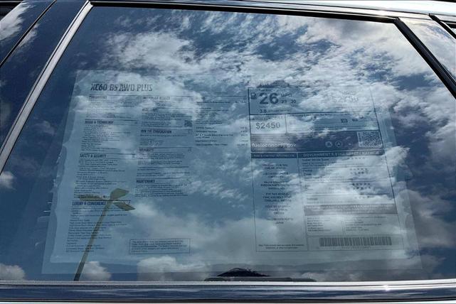 Photo of 2025 Crystal White Metallic Volvo XC60