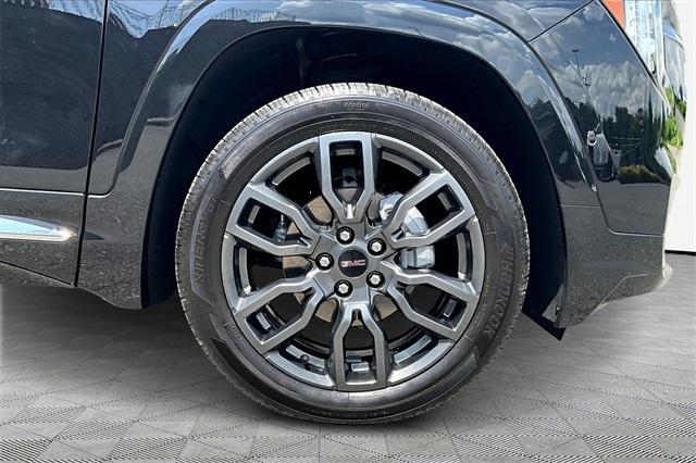 Photo of 2024 Ebony Twilight Metallic GMC Terrain
