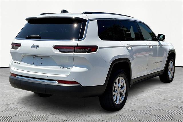Photo of 2022 Bright White Clearcoat Jeep Grand Cherokee L