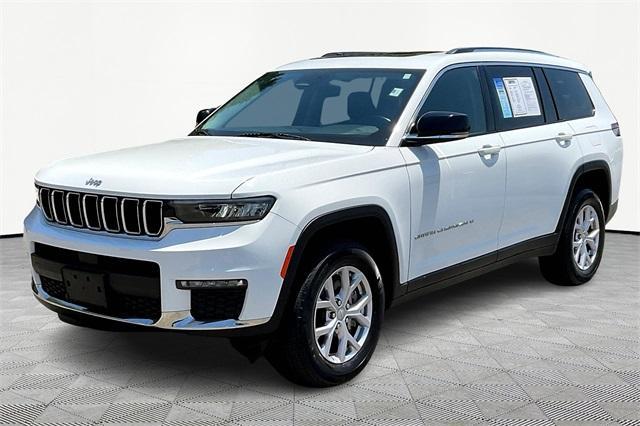 Photo of 2022 Bright White Clearcoat Jeep Grand Cherokee L
