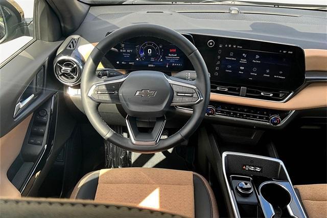 Photo of 2025 Mosaic Black Metallic Chevrolet Equinox