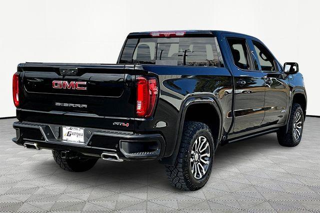 Photo of 2023 Onyx Black GMC Sierra 1500