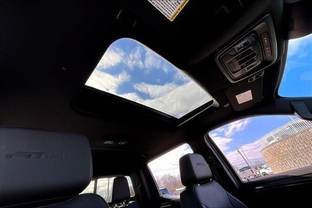 Photo of 2023 Onyx Black GMC Sierra 1500