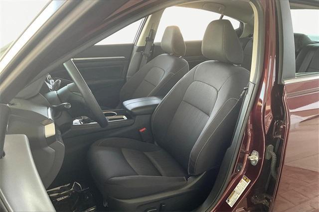 Photo of 2023 Garnet Pearl Nissan Altima