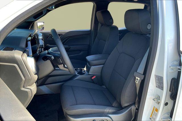 Photo of 2026 Summit White Chevrolet Colorado