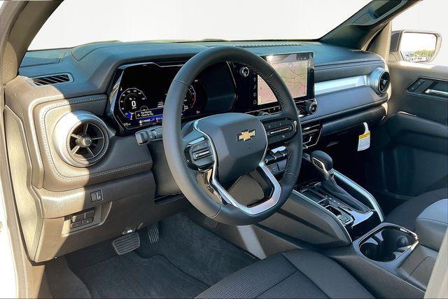 Photo of 2026 Summit White Chevrolet Colorado